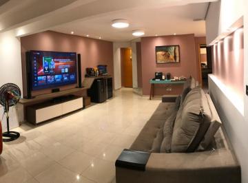 Apartamento de 5 quartos, Águas Claras · Barato! Luxuoso apartamento de 5 quartos, 3 suítes, aceito casa em condomínio