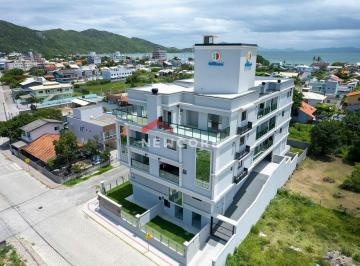 Apartamento · 100m² · 2 Quartos · 2 Vagas · Cobertura em Rua Ipe Branco - Mariscal - Bombinhas/SC