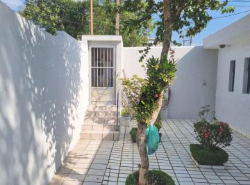 Casa · 250m² · 2 Quartos · 4 Vagas · SOBRADO VILA ELDIZIA