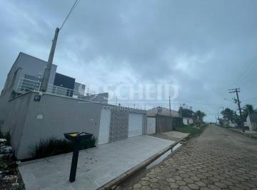 Casa · 240m² · 4 Quartos · 6 Vagas · Casa a beira mar na praia de Peruibe