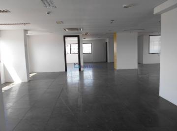 Comercial · 118m² · 3 Vagas · Conjunto Comercial à venda em São Judas com 5 Vagas de Garagem !