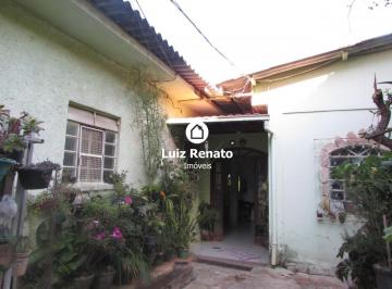 Casa · 190m² · 6 Quartos · 4 Vagas · Casa com 190 m², 06 quartos 01 Suíte,03 banhos,04 vagas, 02 salas