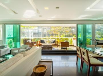 10739-20230814171135_zap.jpg · Apartamento reformado com ampla varanda e excelente planta pertinho da praia.