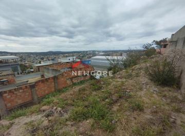 Terreno · 195m² · Lote em Rua Cinqüenta e Um - Veneza - Ribeirão das Neves/MG