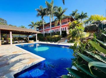 Piscina · Casa à venda no condomínio Residencial Jardim Santa Rosa.