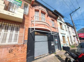 Casa · 80m² · 2 Quartos · Casa com 2 dormitórios para locação no bairro Medianeira - Porto Alegre/RS