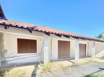 Casa · 152m² · 2 Quartos · 1 Vaga · Casa baixa no Ubatuba