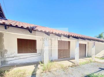 Casa · 152m² · 2 Quartos · 1 Vaga · Casa baixa no Ubatuba
