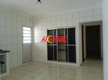 Casa · 240m² · 4 Quartos · 1 Vaga · CASA COM 3 QUARTOS SENDO 2 SUÍTES A VENDA,240 M² - Vila Adelaide Perella - Guarulhos - SP