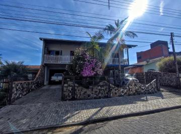 Casa · 244m² · 3 Quartos · 1 Vaga · Casa + kitnet
