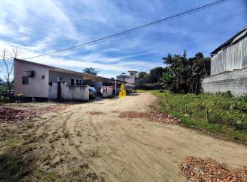 Casa · 150m² · 1 Quarto · 1 Vaga · 4 kitnets à venda no Bairro dos Estados em Timbó