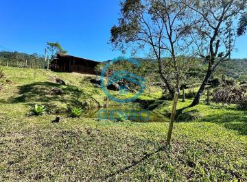 Rural · 1000m² · 2 Quartos · 1 Vaga · Chácara em Meio a Natureza com Lagoa e Terreno de 1.000m² à venda em Tijucas/SC