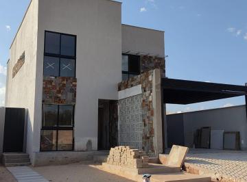 1f2171e68a683c61764013da00a898e97448705b · CASA DUPLEX COM EM CONDOMINIO - ALDEBARAN LESTE