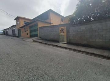casa-com-3-quartos-a-venda-em-barbacena-caicaras-1851001440.jpeg · Casa Aconchegante com 3 Dormitórios e Área Gourmet