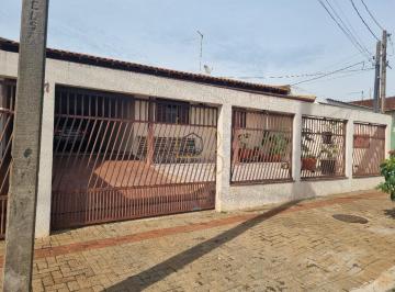 Casa · 180m² · 3 Quartos · 2 Vagas · Casa tamanho Família: 03 dorm. churrasqueira - Ouro Verde