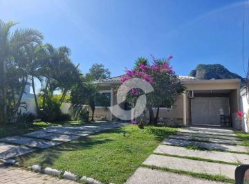 8583f471b68765f0e183b07720cba38a8cd86e14 · Casa à venda, 154 m² por R$ 720.000,00 - Cajueiros (Itaipuaçu) - Maricá/RJ