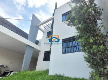 Casa · 150m² · 3 Quartos · 2 Vagas · Já imaginou em morar em um imóvel lindo, aconchegante acabamento diferenciado, e