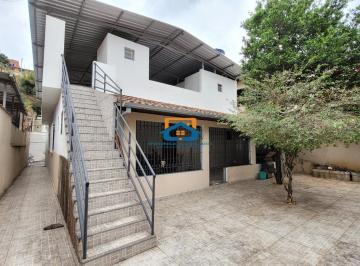 Casa · 196m² · 3 Quartos · 3 Vagas · A Ipatinga imóveis acaba de trazer para você, excelente casa no bairro Bethânia!