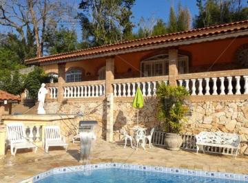 Foto 01 · Chácara à venda em Jacareí com 7700m² e 1500m² de área construída, possui 2 casas, lazer completo pa