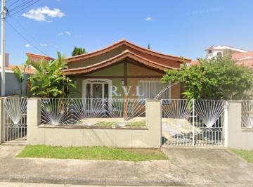 Foto 01 · Ótima casa térrea à venda na Vila Helena em Atibaia-SP.
