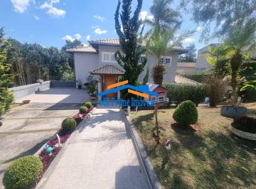 Casa · 300m² · 3 Quartos · 4 Vagas · Excelente Casa em Condomínio à Venda no Reserva do Moinho/Fazendinha.