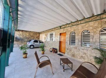 Casa · 265m² · 5 Quartos · 4 Vagas · Casa à venda, 5 quartos, 3 suítes, 4 vagas, Vila Paulista - Taubaté/SP
