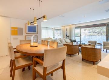 10766-20230820144708_zap.jpg · Belíssimo apartamento com varanda em prédio de luxo e com vista para o mar.