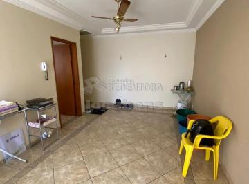 Apartamento · 105m² · 3 Quartos · 1 Vaga · Anchieta - Apartamento com 03 dormitórios com armários embutidos sendo 01 tipo apartamento