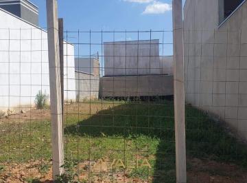 Terreno · 150m² · Oportunidade imperdível no Jardim Nova Veneza!