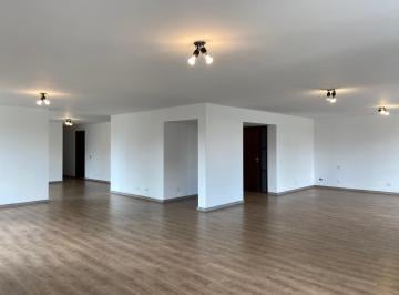 Apartamento de 4 quartos, Curitiba · Batel, 2 suítes e 2 quartos na Rua Gutemberg.