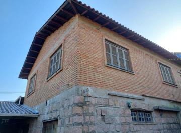 Casa · 140m² · 3 Quartos · 3 Vagas · Casa 3 quartos com energia solar na Vila Nova