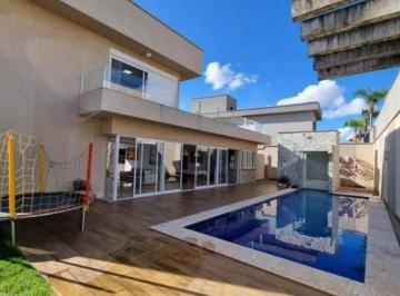 2023/08/32cc344709b6972622f8d48a97b8cc48.jpg · CASA - JARDINS LISBOA