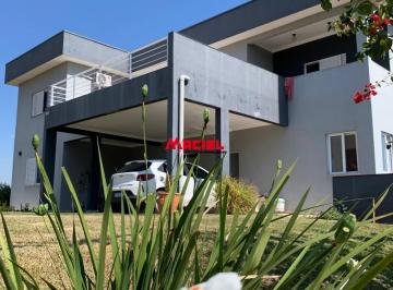 Casa · 566m² · 4 Quartos · 4 Vagas · Refúgio de Alto Padrão no Terras de Santa Mariana: Viva Cercado de Natureza com Todo o Conforto