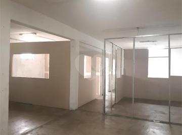 Sem Categoria · Prédio inteiro à venda em Parada inglesa - SP