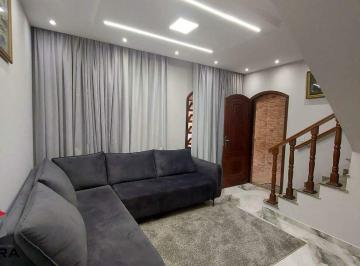 Casa · 300m² · 3 Quartos · 2 Vagas · Sobrado de 300m² no Taboão em SBC - SP