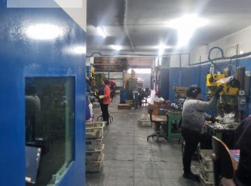 Comercial · 780m² · Galpão em Vila Nova Bonsucesso: 780m² locação por R$12.000