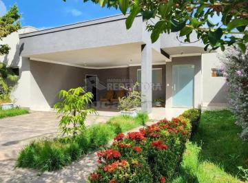 Casa · 360m² · 3 Quartos · 2 Vagas · Casa à venda no Village La Montagne - Estuda permuta por apartamento até R$500 mil