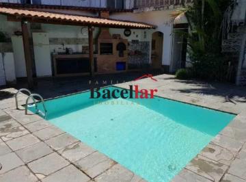 Casa · 337m² · 4 Quartos · 5 Vagas · Casa de rua - Linear / Residencial / Grajaú