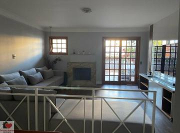 Casa · 260m² · 3 Quartos · 4 Vagas · SOBRADO COM 03 VAGAS DE GARAGEM HÁ 500 METROS DA AV. MASCOTE!