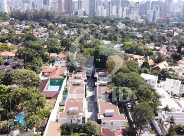 Casa · 500m² · 4 Quartos · 4 Vagas · Casa em Condomínio à venda no Alto da Boa Vista com piscina próximo Escola Waldorf Rudolf Steiner