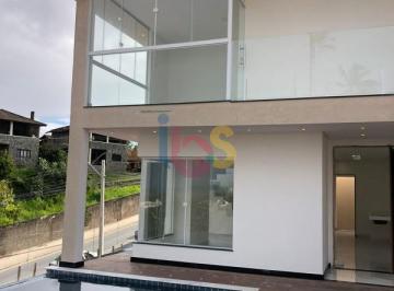 Casa · 129m² · 3 Quartos · 1 Vaga · Vendo Casa de Alto Padrão em Porto Seguro