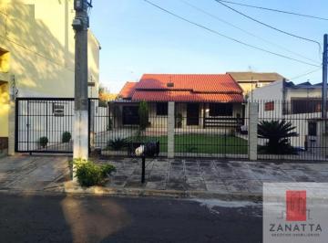 Foto 01 · Casa, Parque Amador, Esteio, RS