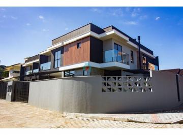 Casa · 151m² · 3 Quartos · 2 Vagas · Sobrado JOINVILLE - SC