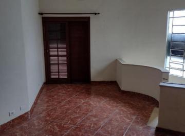 Casa · 250m² · 5 Quartos · 1 Vaga · Alugo sobrado com 05 dormitórios no Gonzaga em Santos