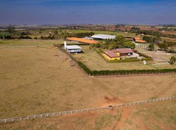 Foto 01 · Fazenda 20 Alqueires Pavilhão com 28 cocheiras Pista e Rodoanel cobertos 4 baias maiores e Piquete