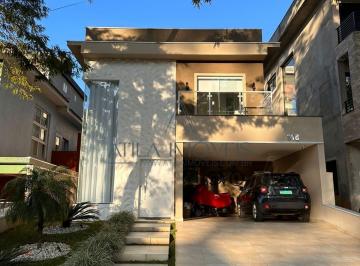 Casa · 199m² · 3 Quartos · 4 Vagas · Casa à venda no bairro Suru - Santana de Parnaíba/SP