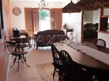 Casa · 370m² · 4 Quartos · 8 Vagas · Casa à venda, Vila Paiva, 370m², 4 suítes, 8 vagas, 3 salas, varanda, jardim de inverno e piscina.