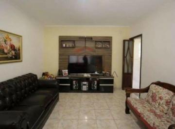 Casa · 122m² · 2 Quartos · 2 Vagas · Sobrado na Mooca com 2 dormitórios, 2 banheiros e quintal