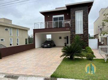 Casa · 300m² · 4 Quartos · 6 Vagas · Casa a venda no Condomínio New Ville