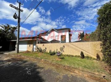 43ee7afbe9f11fa991b08b537b99884d.jpg · Cond. fechado de 250m² com 5 quartos